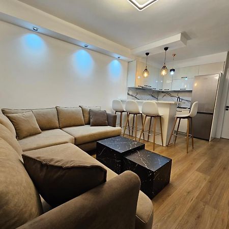 Elois Luxury Apartment Tirana Exterior foto
