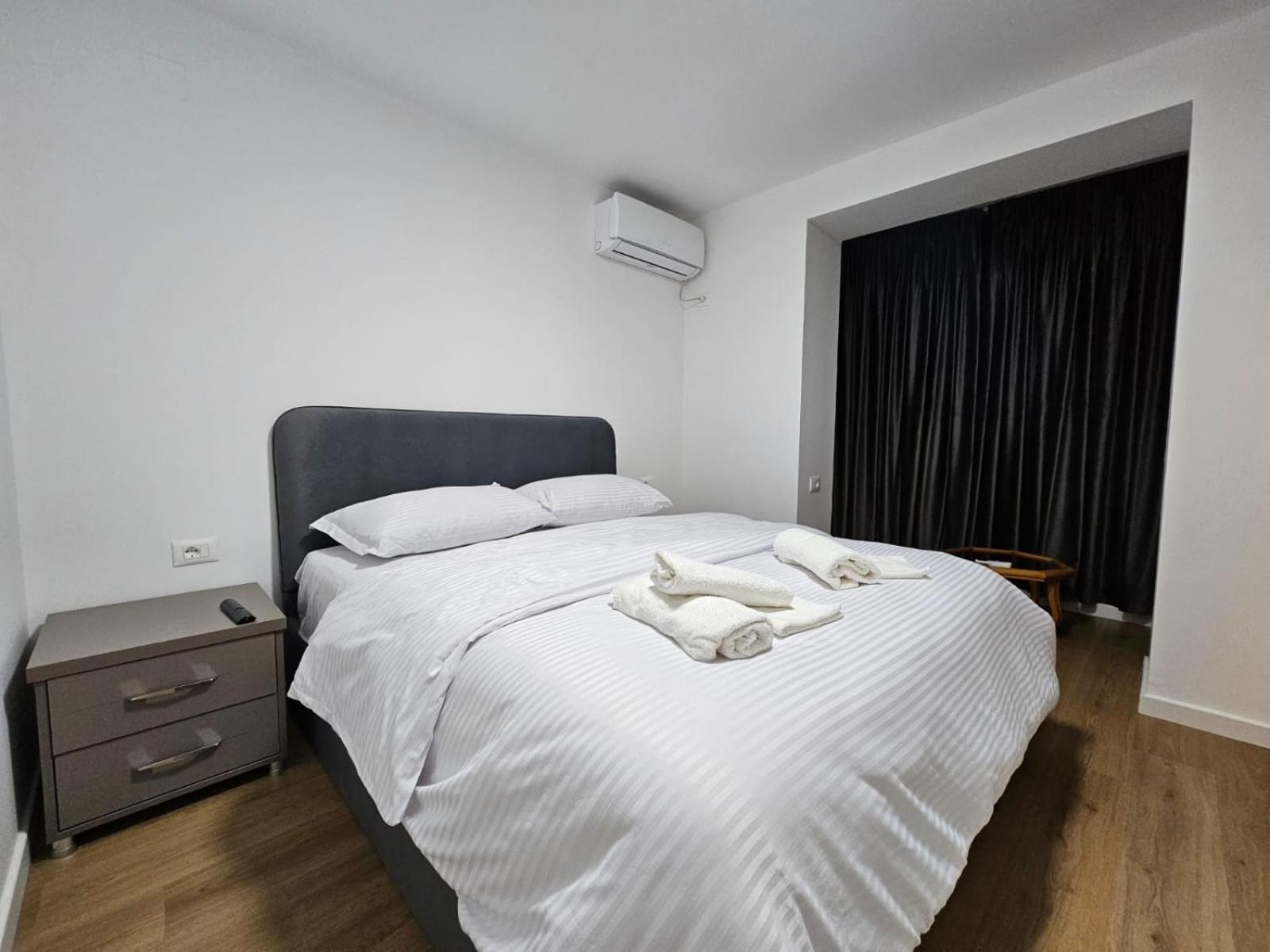 Elois Luxury Apartment Tirana Exterior foto