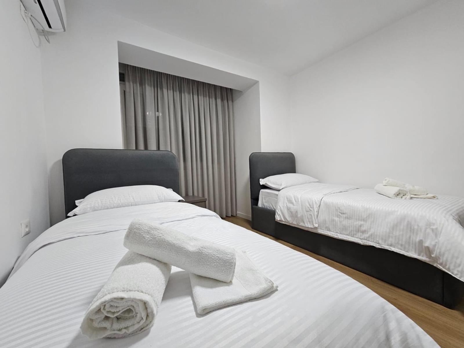 Elois Luxury Apartment Tirana Exterior foto